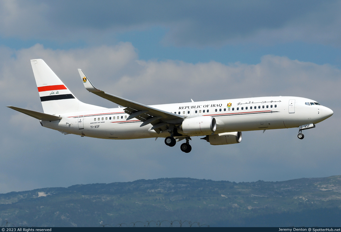 Photo of YI-ASF - Boeing 737-81Z operated by Government of Iraq