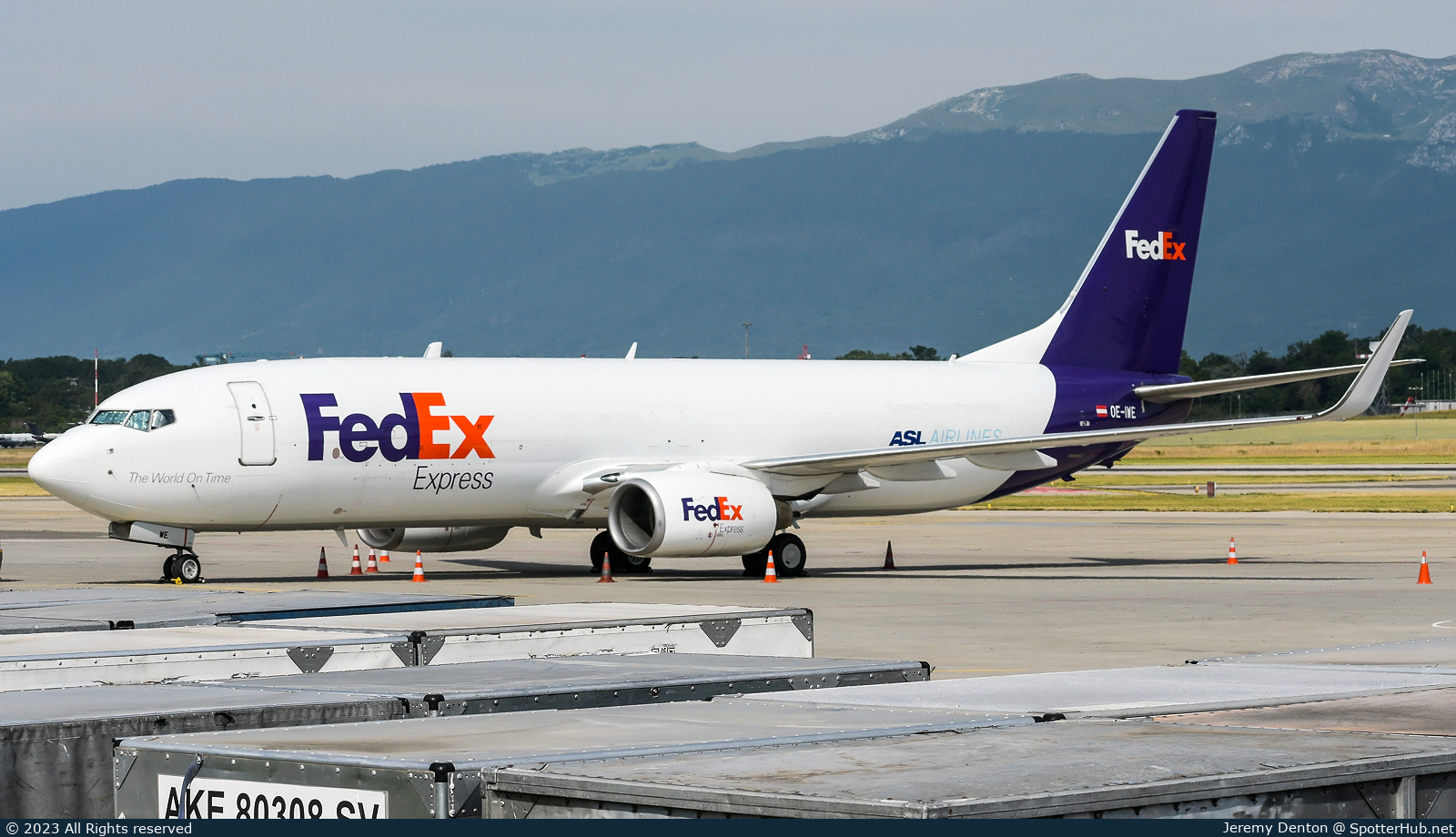 Photo of OE-IWE - Boeing 737-8AS(BCF) operated by FedEx (opb ASL Airlines Belgium)