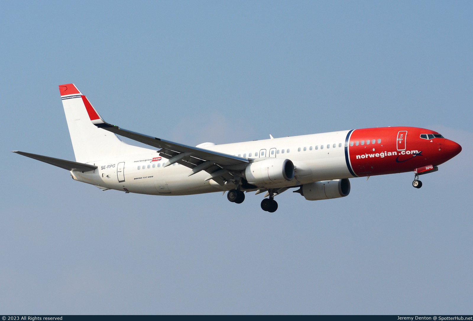 Photo of SE-RPG - Boeing 737-8JP operated by Norwegian Air Sweden