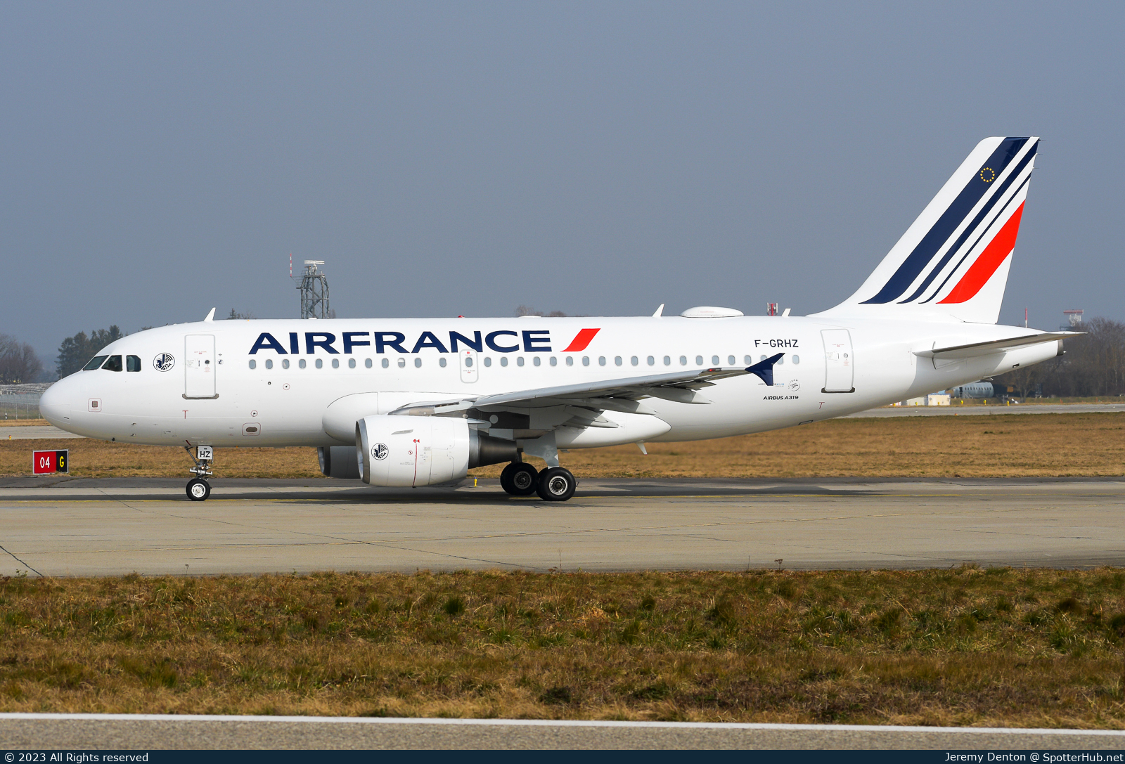 Photo of F-GRHZ - Airbus A319-111 operated by Air France