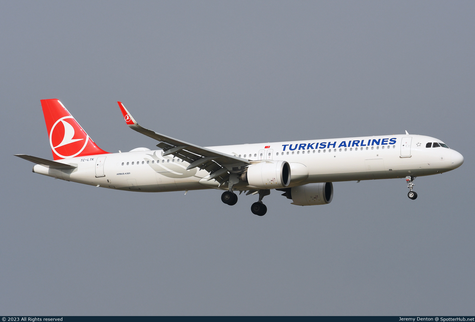 Photo of TC-LTK - Airbus A321-271NX operated by Turkish Airlines