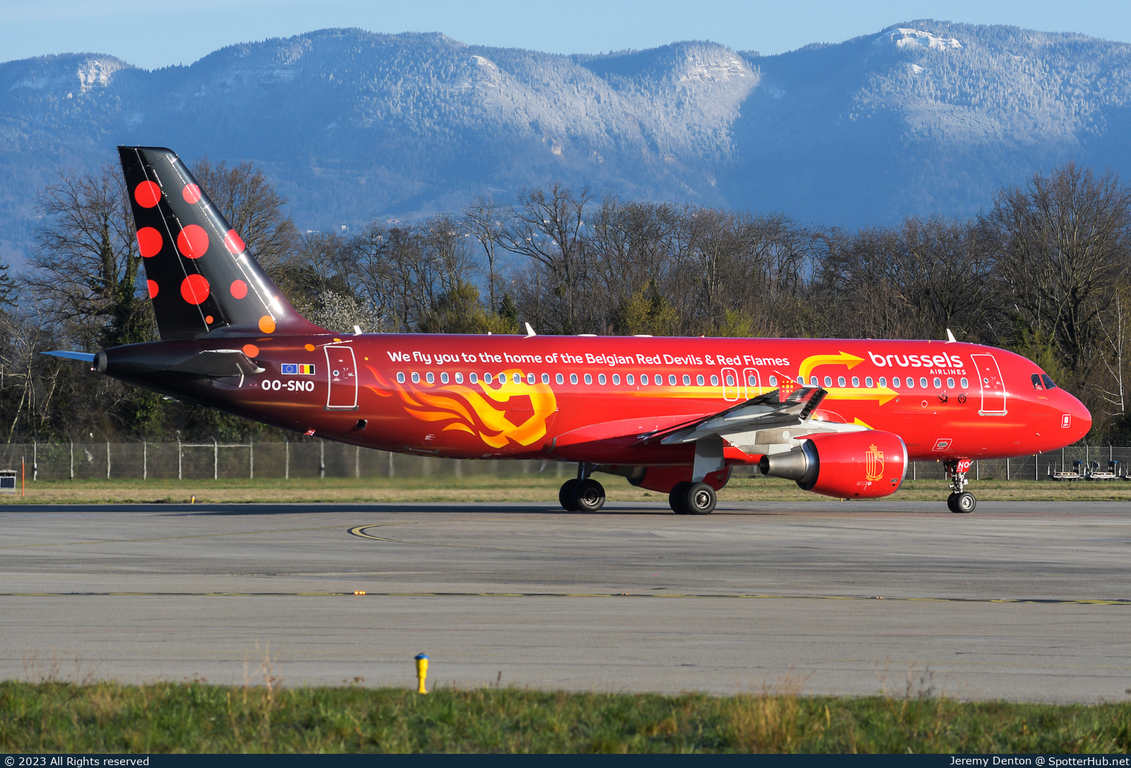 Photo of OO-SNO - Airbus A320-214 operated by Brussels Airlines