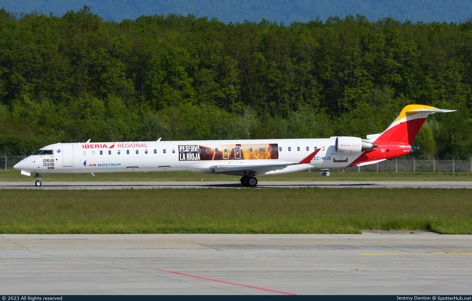 Photo of EC-MJO - Bombardier CRJ-1000 operated by Iberia Regional (opb Air Nostrum)