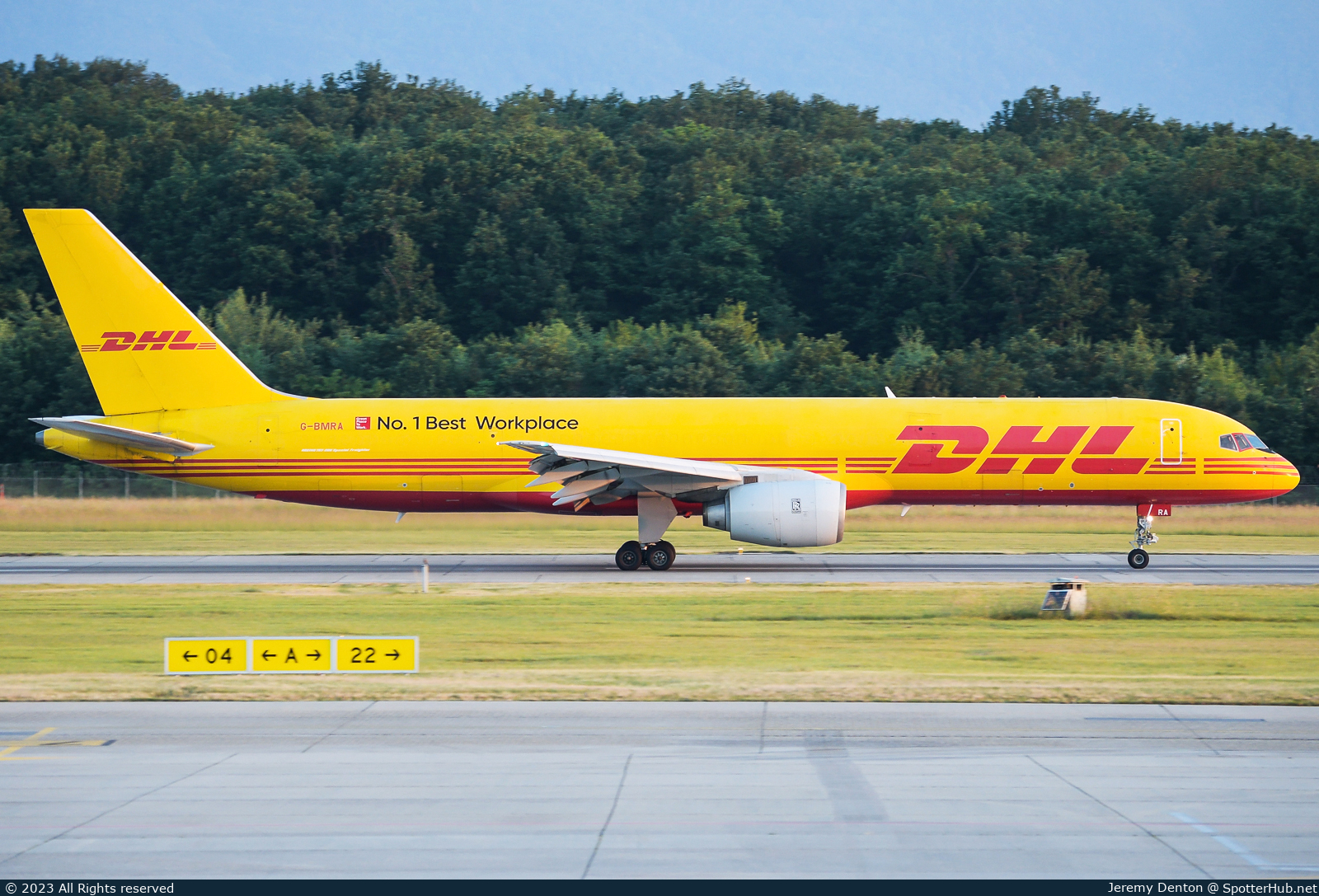 Photo of G-BMRA - Boeing 757-236(SF) operated by DHL Air