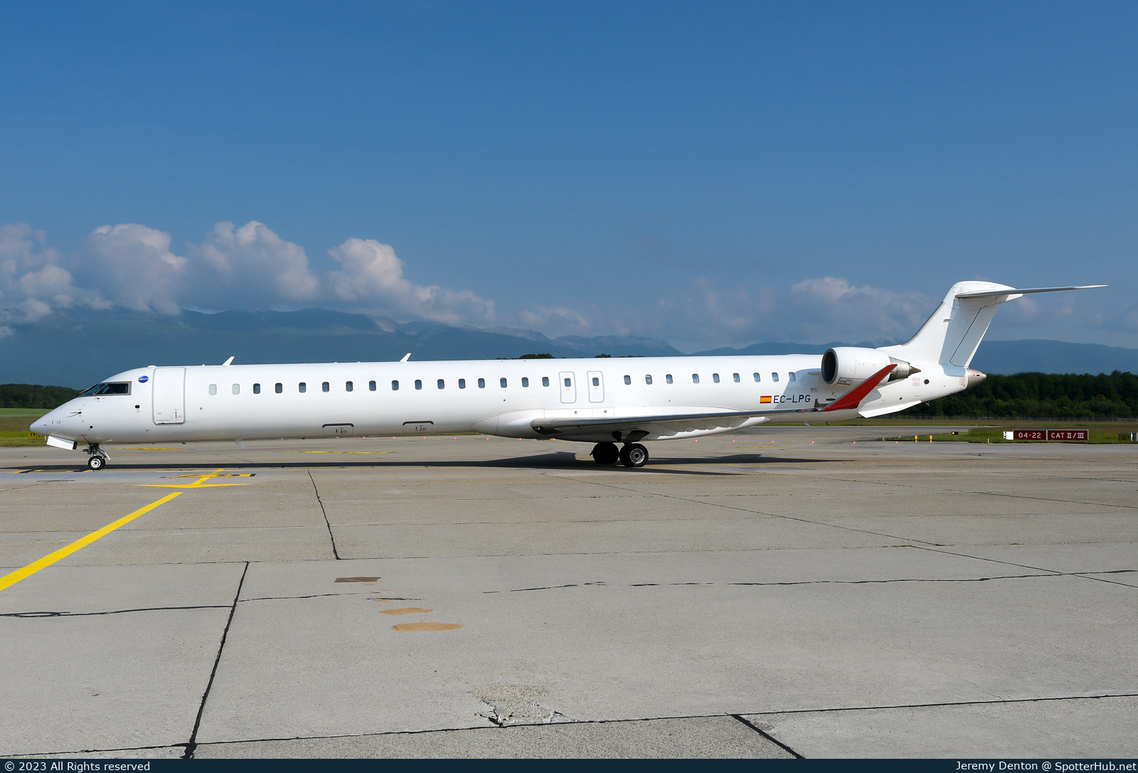 Photo of EC-LPG - Bombardier CRJ-1000 operated by Iberia Regional (opb Air Nostrum)