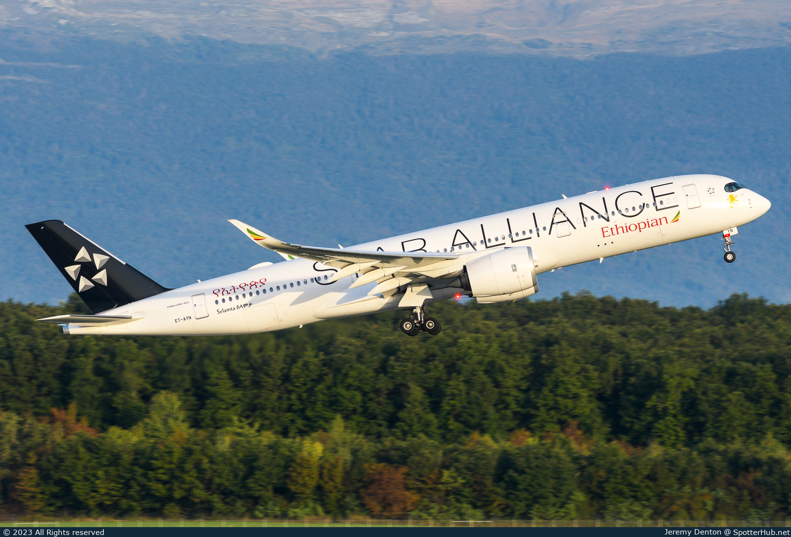 Photo of ET-AYN - Airbus A350-941 operated by Ethiopian Airlines