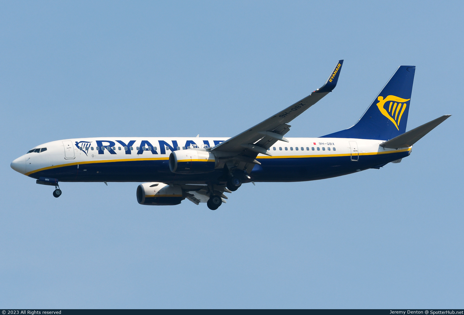 Photo of 9H-QBX - Boeing 737-8AS operated by Ryanair (opb Malta Air)