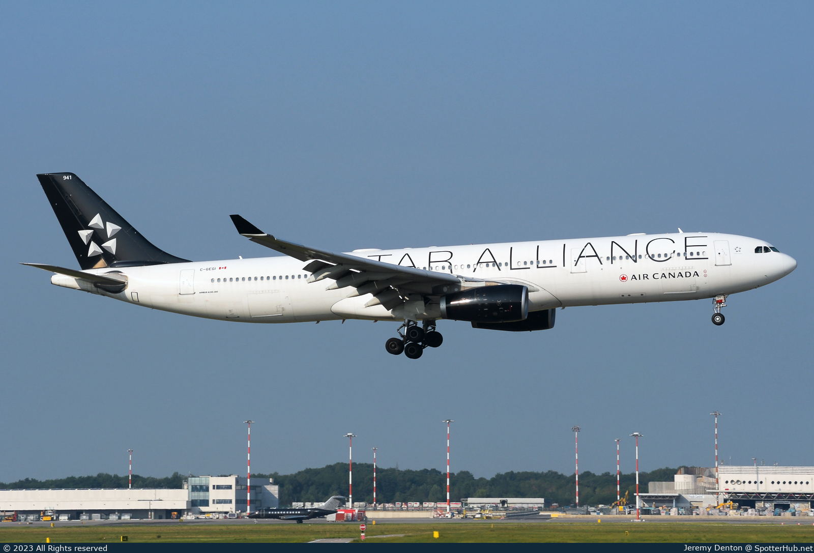 Photo of C-GEGI - Airbus A330-343 operated by Air Canada