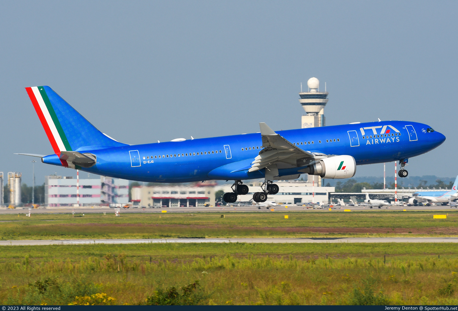 Photo of EI-EJG - Airbus A330-202 operated by ITA Airways