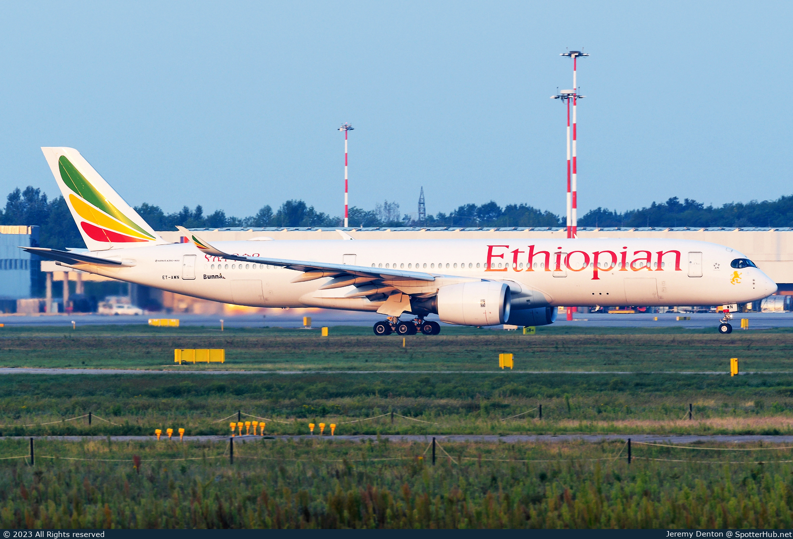 Photo of ET-AWN - Airbus A350-941 operated by Ethiopian Airlines