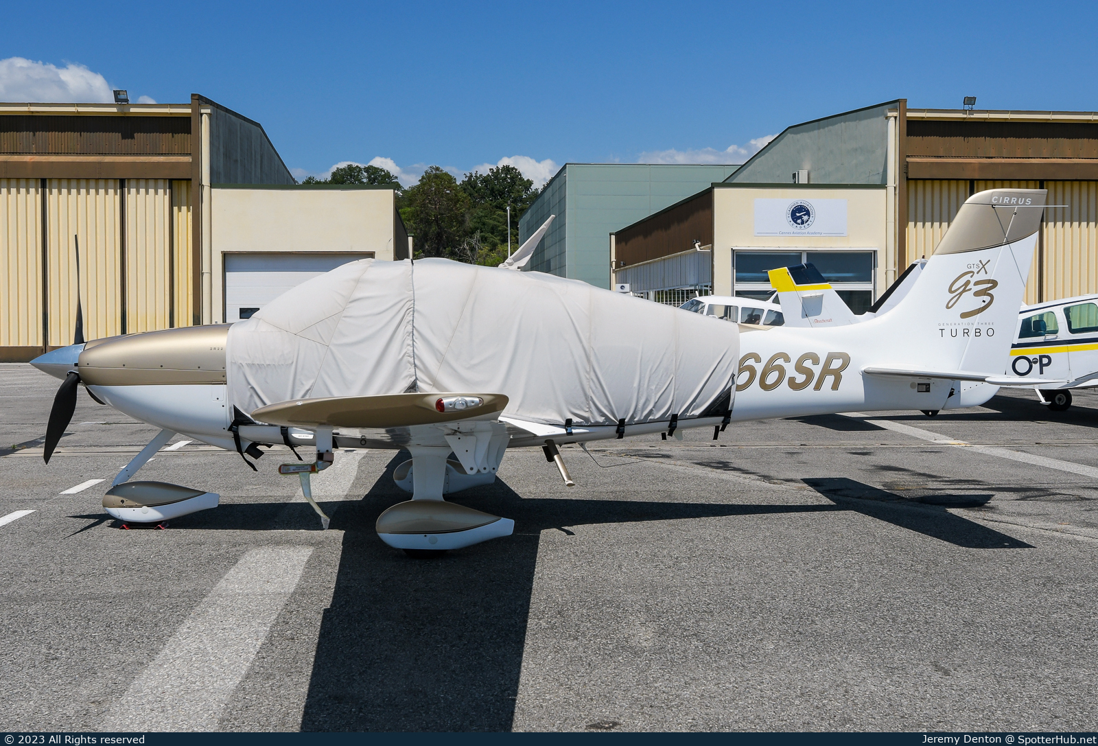 Photo of N266SR - Cirrus SR22 G3 GTSx operated by Private