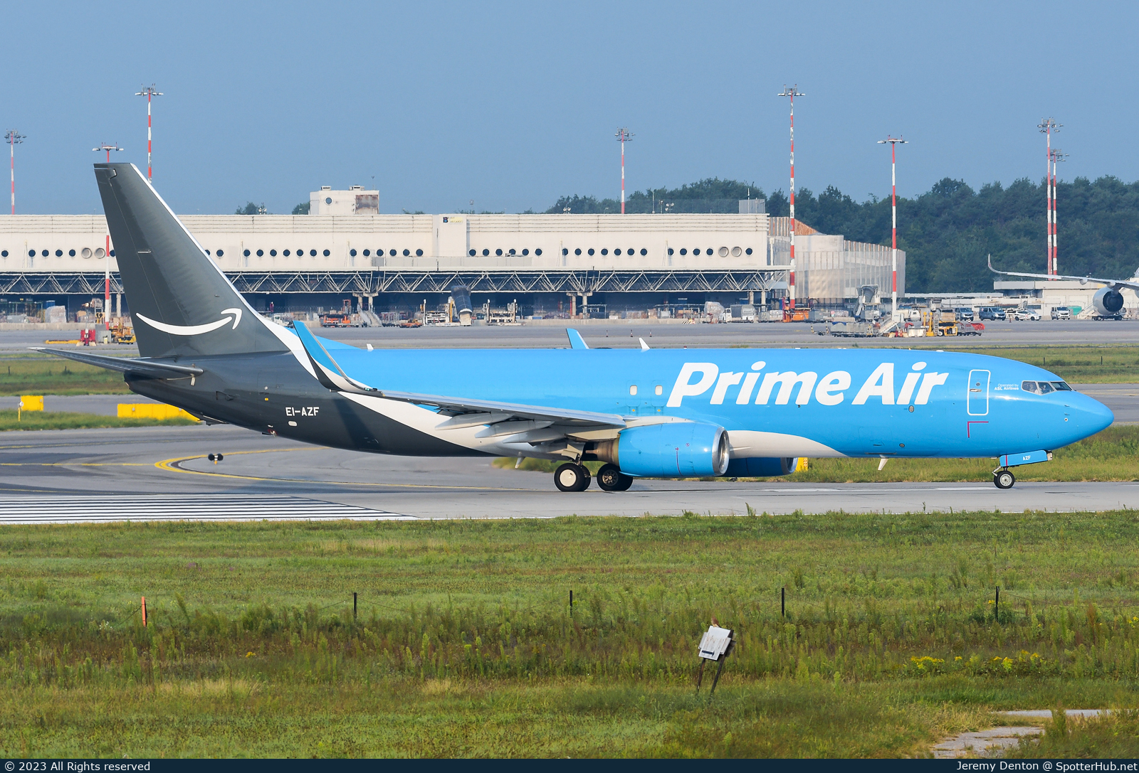Photo of EI-AZF - Boeing 737-84P(SF) operated by Amazon Prime Air (opb ASL Airlines Ireland)