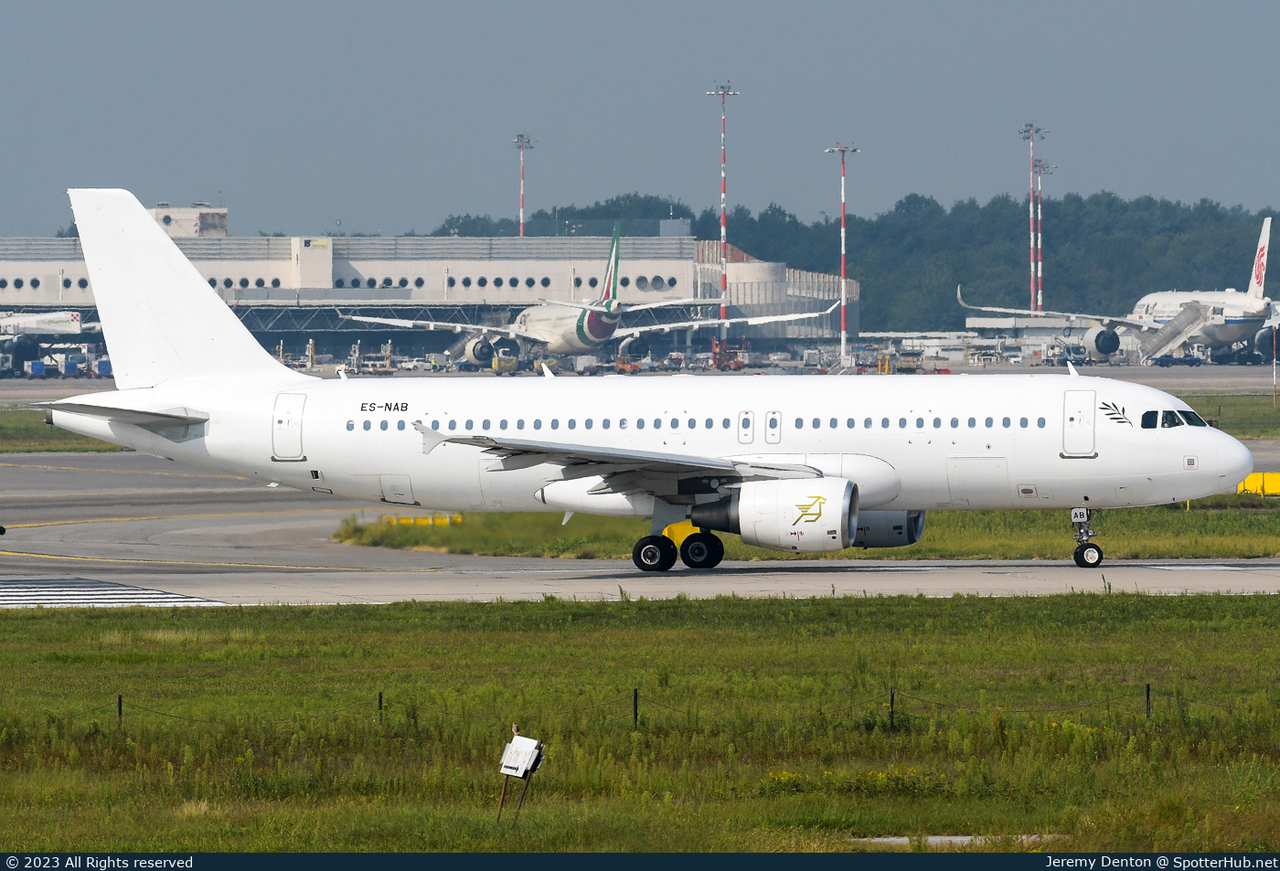 Photo of ES-NAB - Airbus A320-214 operated by Nordica