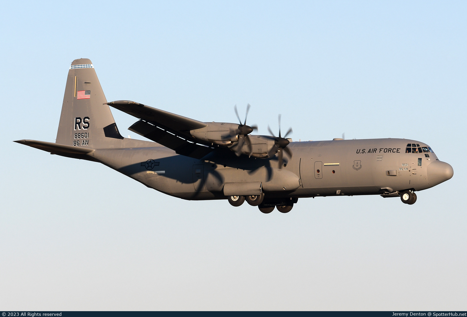 Photo of 08-8601 - Lockheed Martin C-130J-30 Super Hercules operated by US Air Force