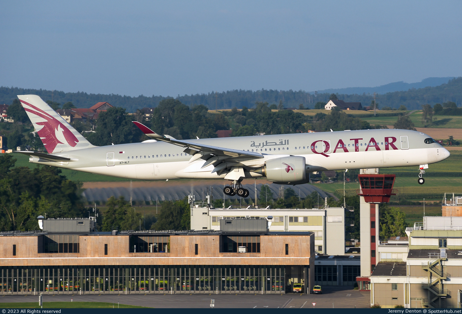 Photo of A7-ALT - Airbus A350-941 operated by Qatar Airways