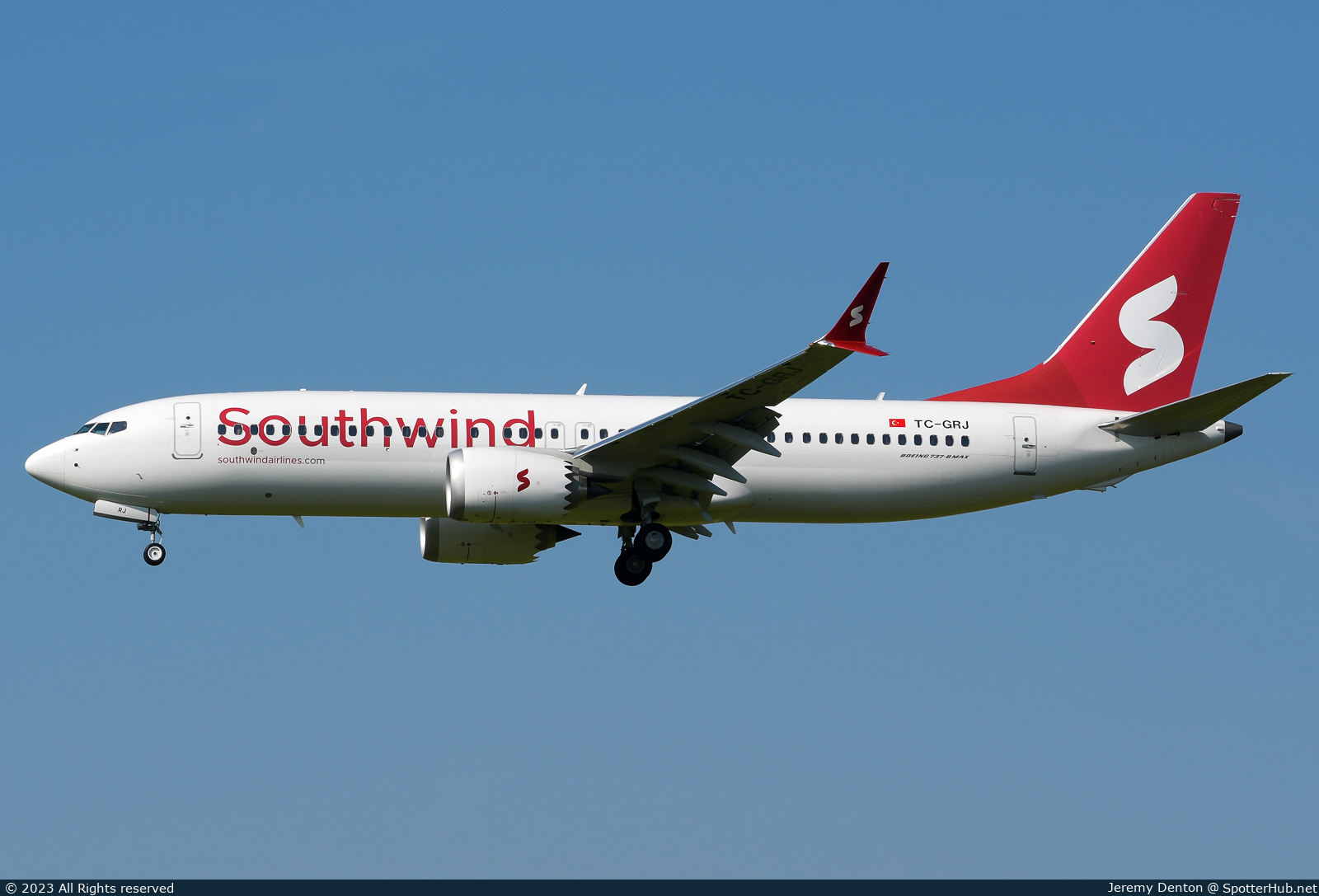 Photo of TC-GRJ - Boeing 737 MAX 8 operated by Southwind Airlines