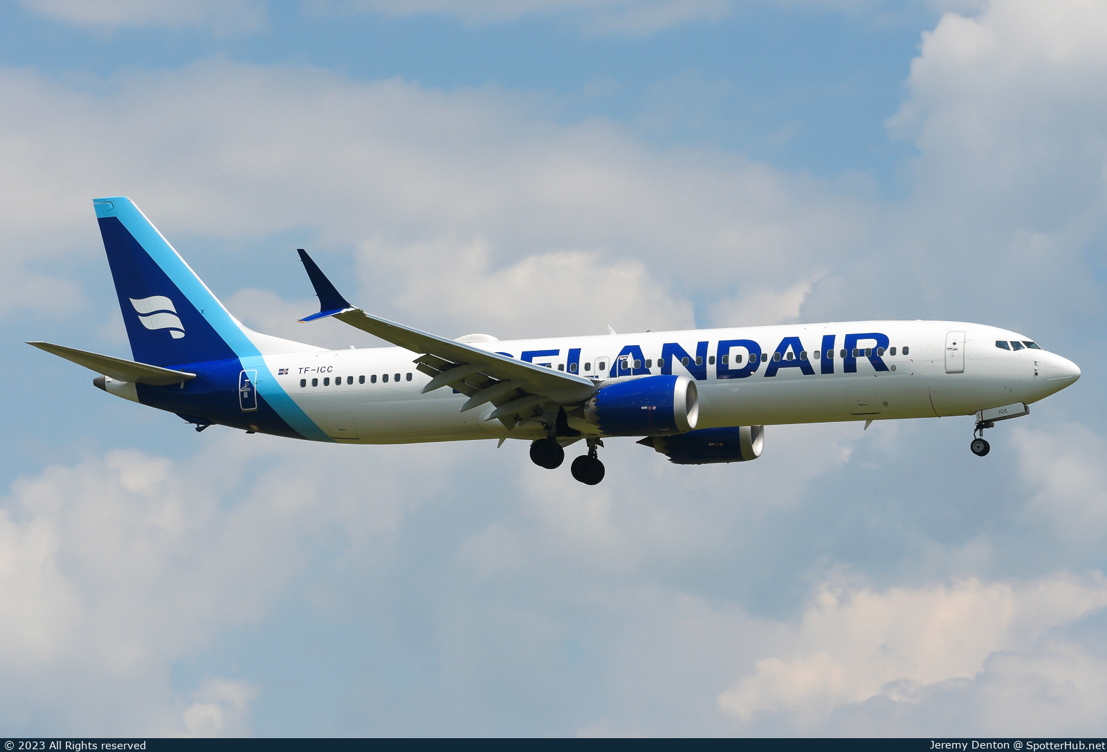 Photo of TF-ICC - Boeing 737 MAX 9 operated by Icelandair