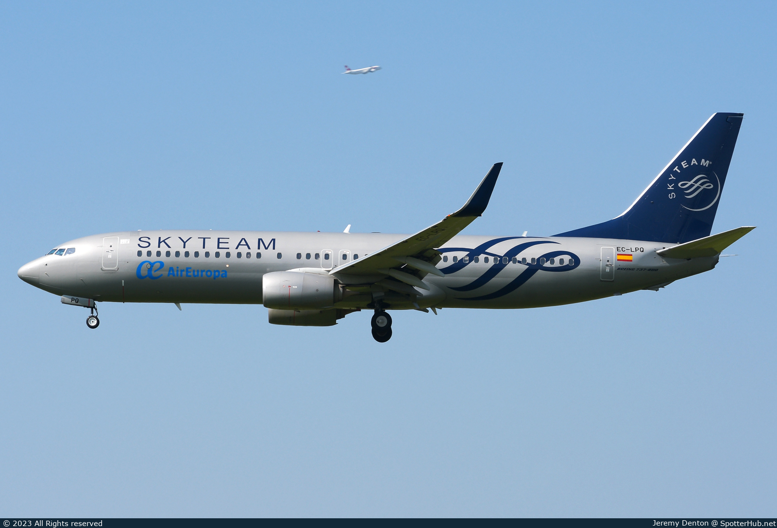 Photo of EC-LPQ - Boeing 737-85P operated by Air Europa