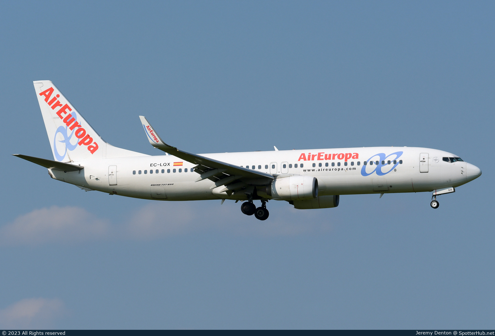 Photo of EC-LQX - Boeing 737-85P operated by Air Europa