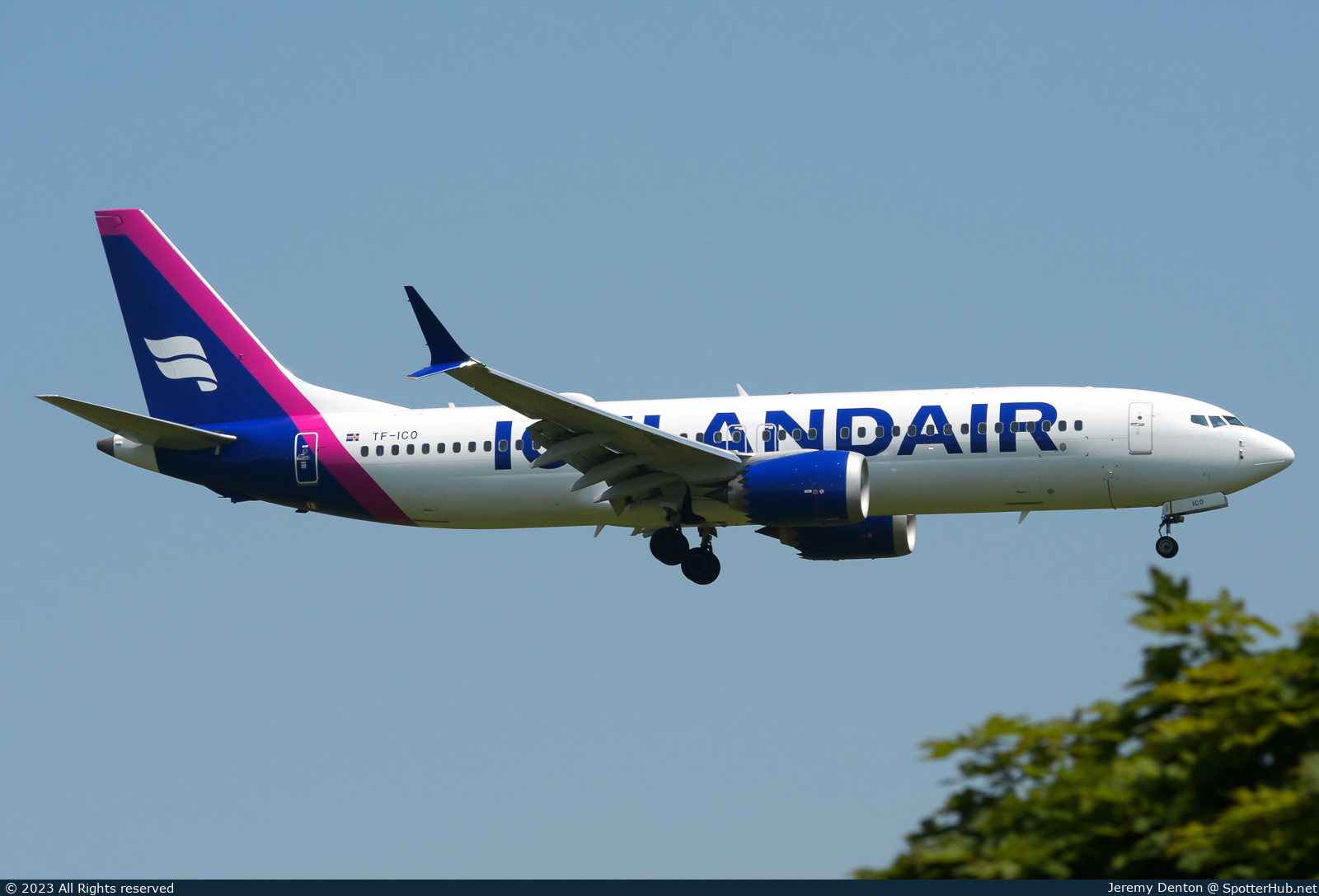 Photo of TF-ICO - Boeing 737 MAX 8 operated by Icelandair