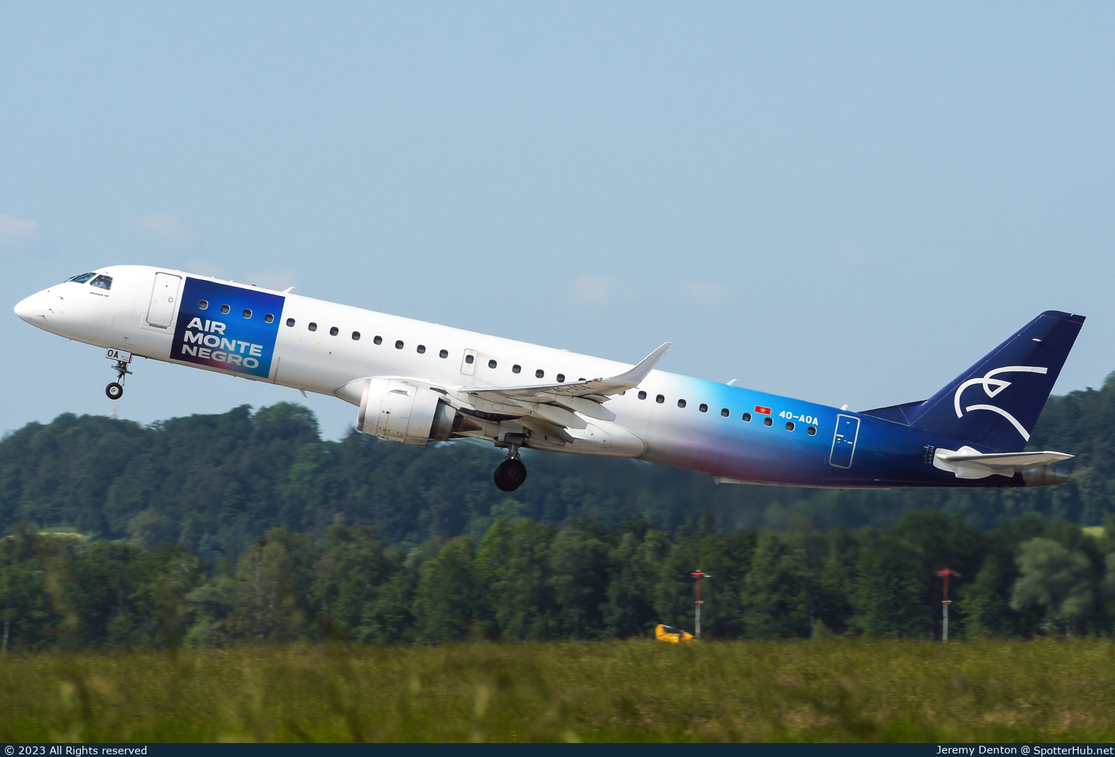 Photo of 4O-AOA - Embraer ERJ-195LR operated by Air Montenegro