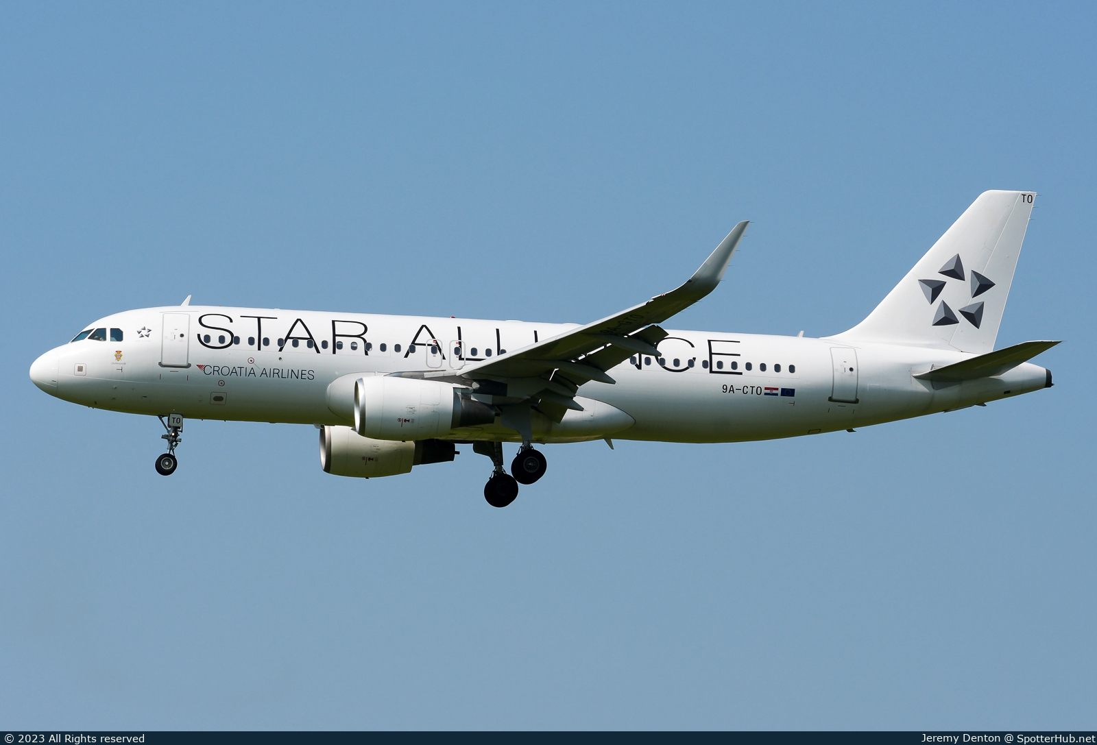 Photo of 9A-CTO - Airbus A320-214 operated by Croatia Airlines