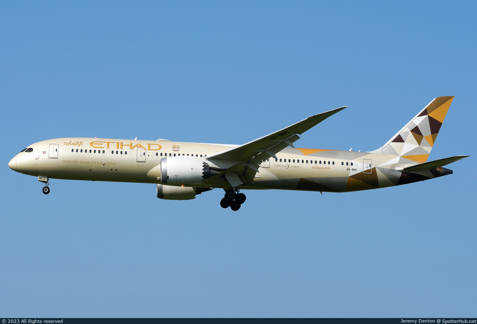 Photo of A6-BNC - Boeing 787-9 Dreamliner operated by Etihad Airways