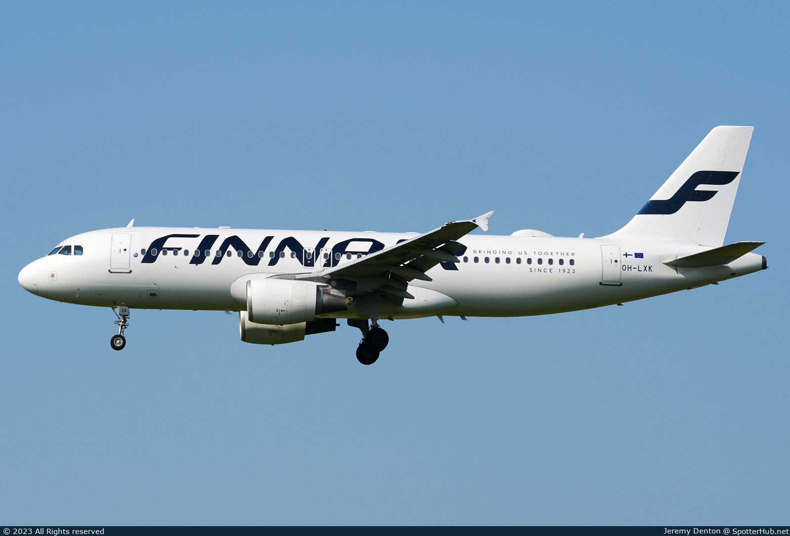 Photo of OH-LXK - Airbus A320-214 operated by Finnair