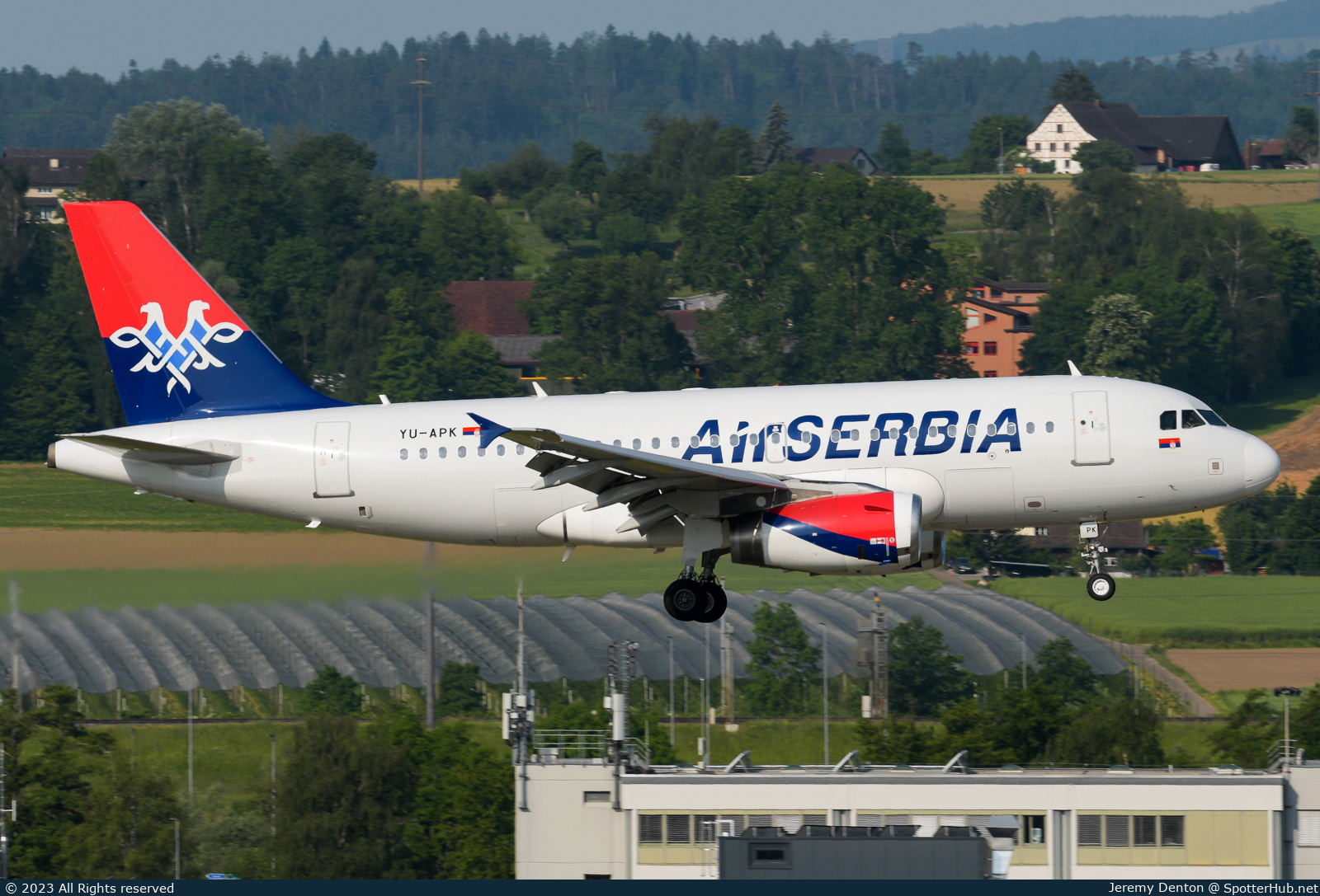 Photo of YU-APK - Airbus A319-132 operated by Air Serbia