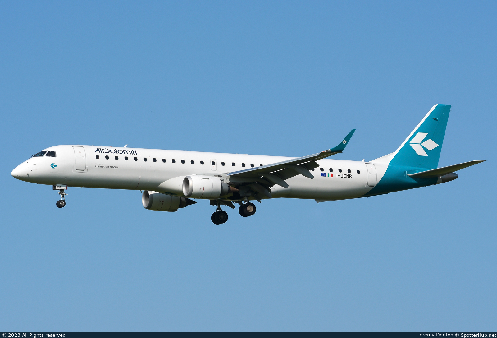 Photo of I-JENB - Embraer ERJ-195LR operated by Air Dolomiti