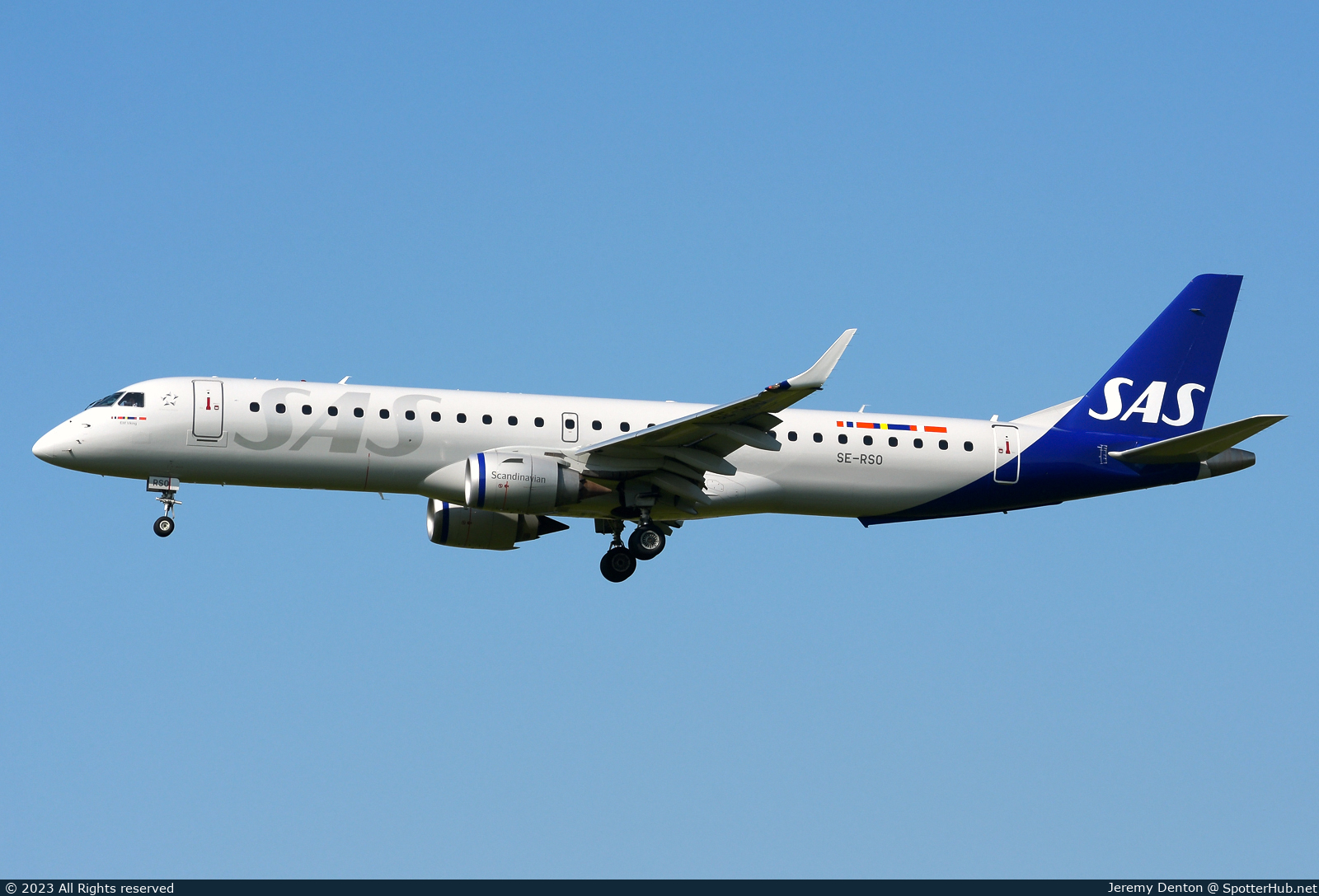 Photo of SE-RSO - Embraer ERJ-195LR operated by SAS Link