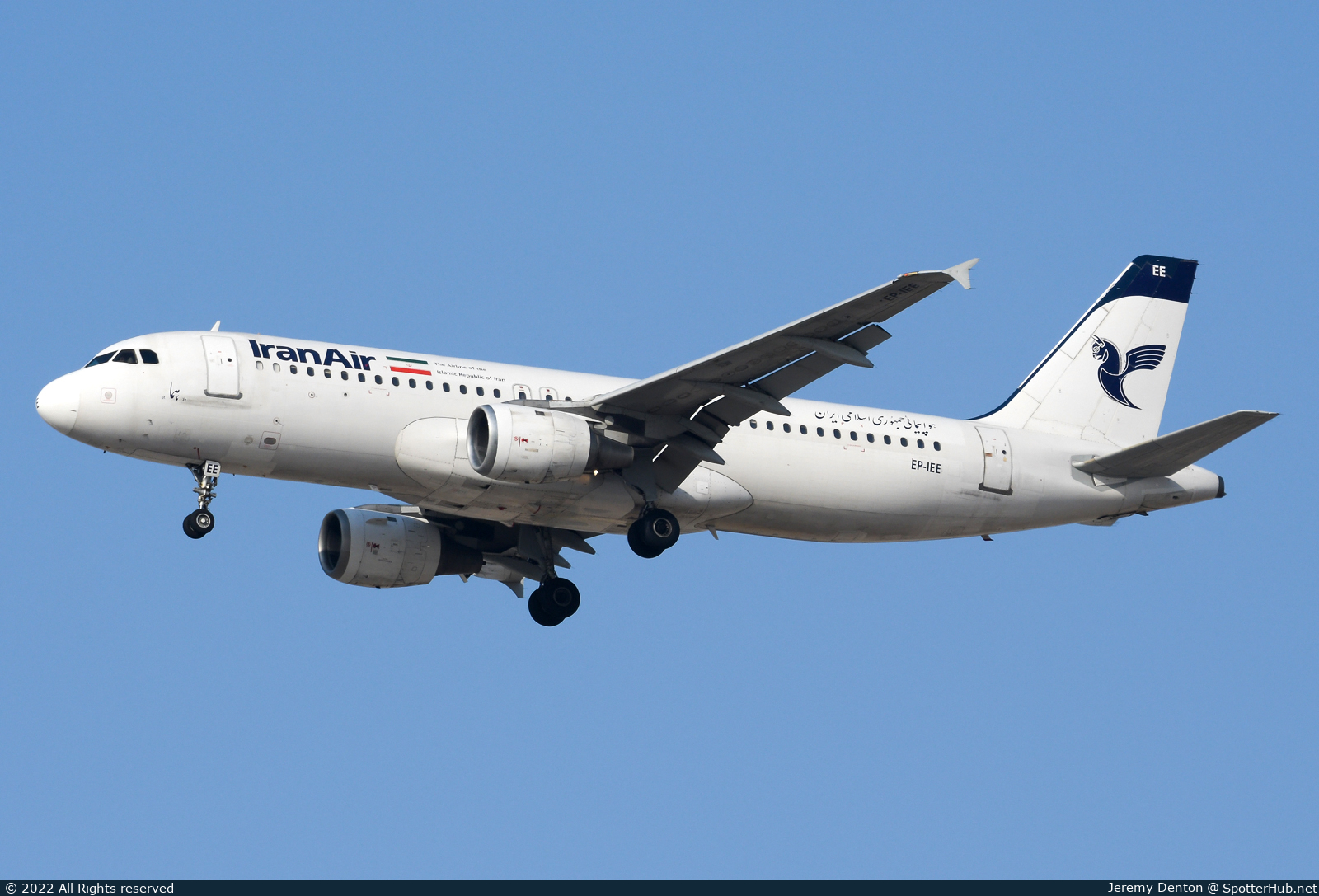Photo of EP-IEE - Airbus A320-211 operated by Iran Air