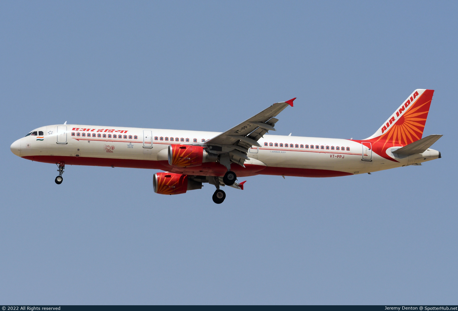 Photo of VT-PPJ - Airbus A321-211 operated by Air India
