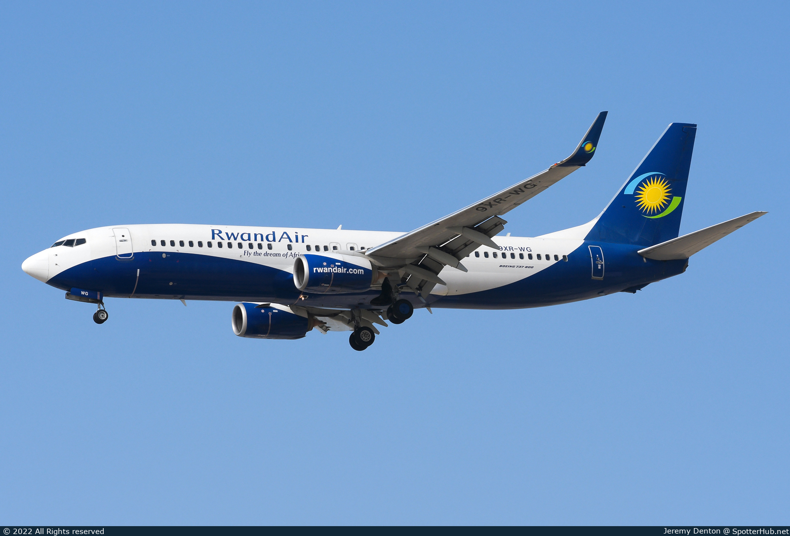 Photo of 9XR-WG - Boeing 737-84Y operated by RwandAir