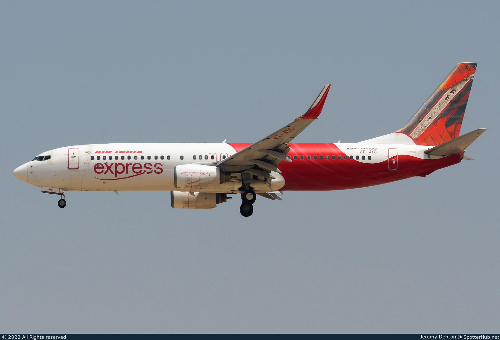 Photo of VT-AYC - Boeing 737-8HG operated by Air India Express