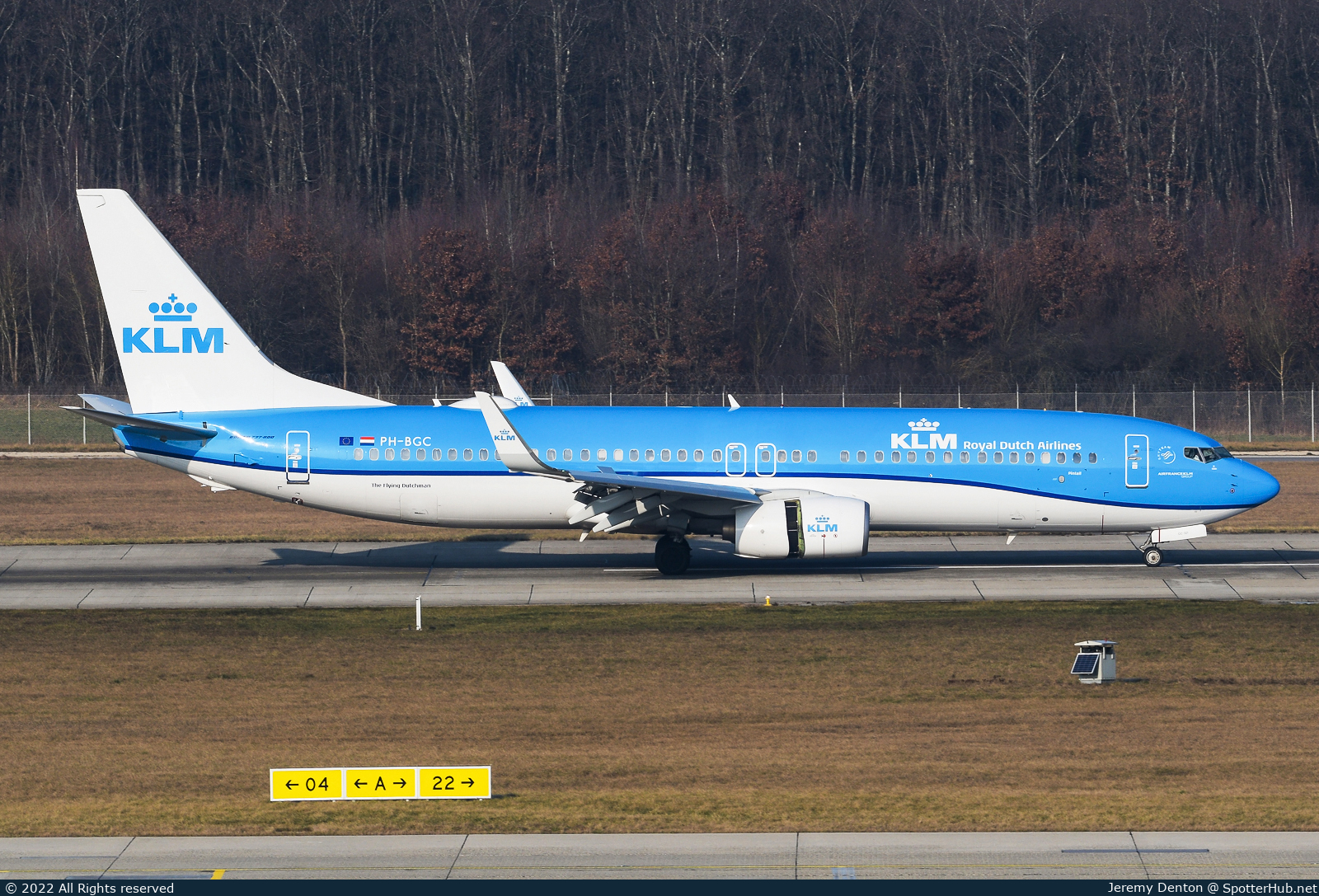 Photo of PH-BGC - Boeing 737-8K2 operated by KLM Royal Dutch Airlines