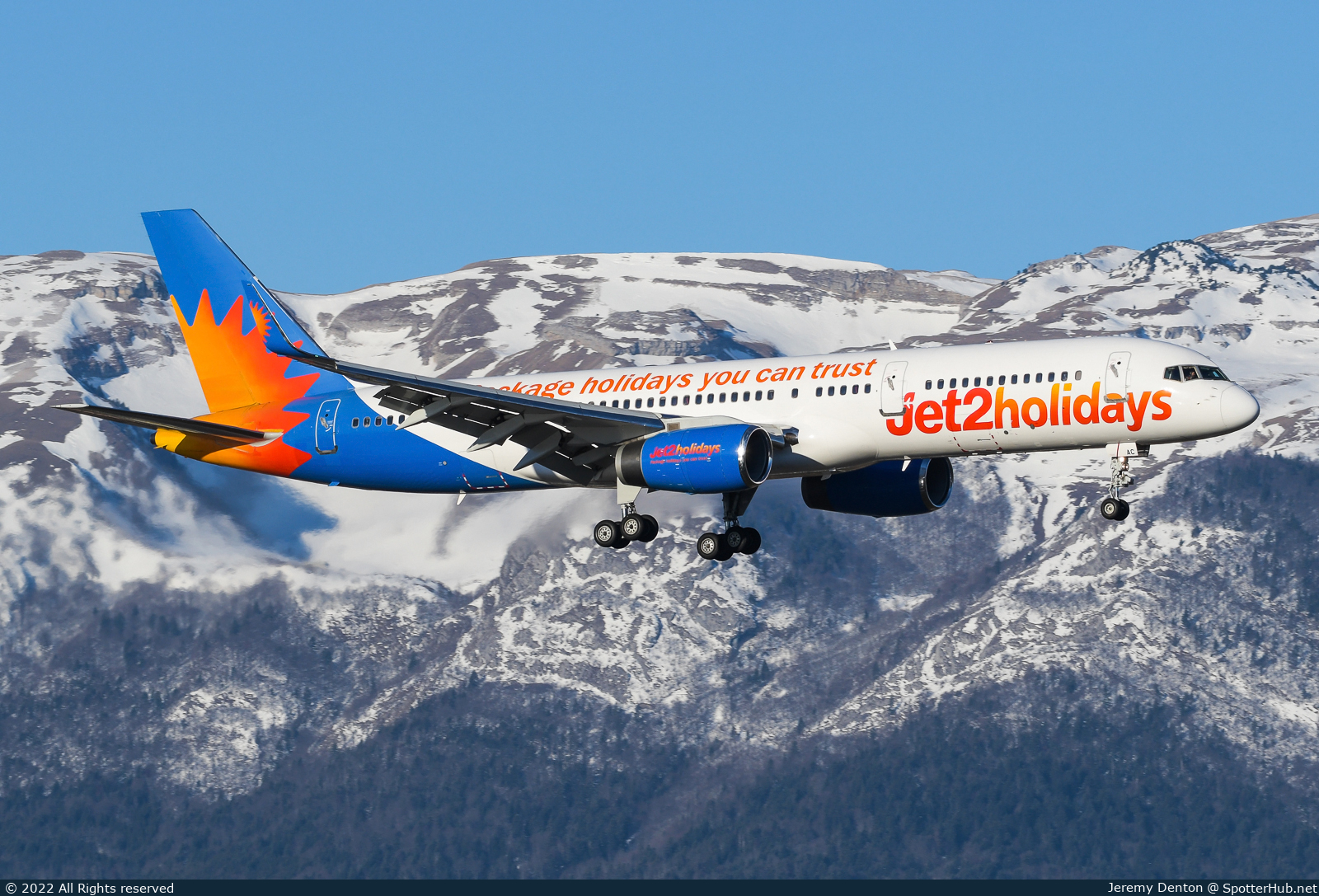 Photo of G-LSAC - Boeing 757-23A operated by Jet2