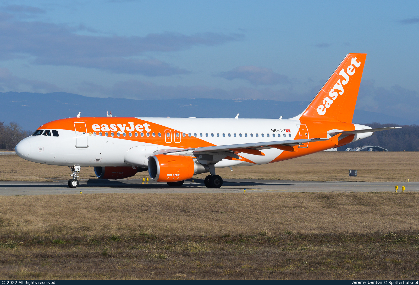 Photo of HB-JYI - Airbus A319-111 operated by easyJet Switzerland