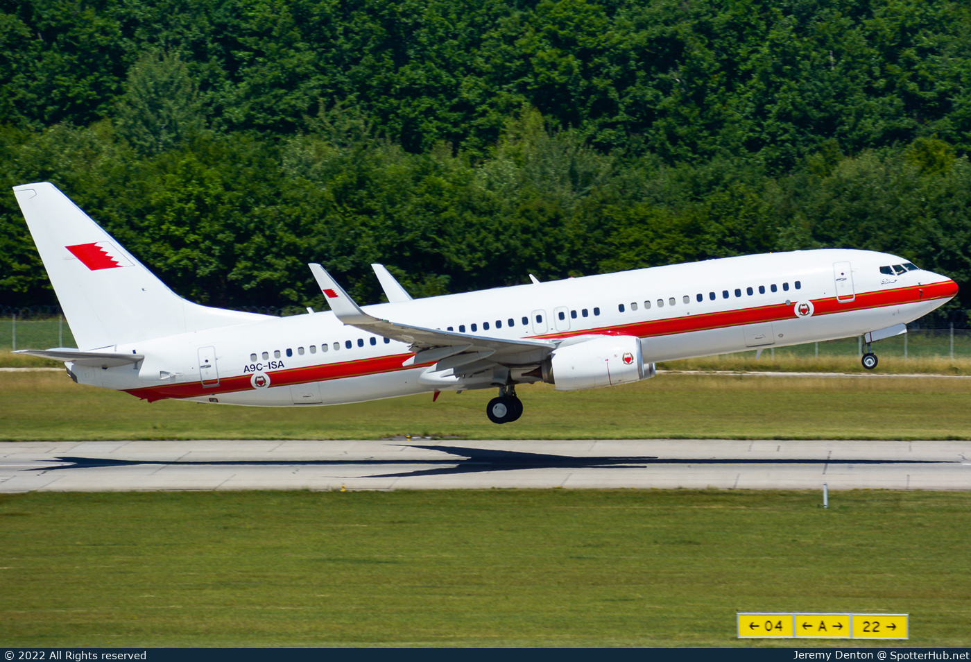 Photo of A9C-ISA - Boeing 737-86J operated by Bahrain Royal Flight