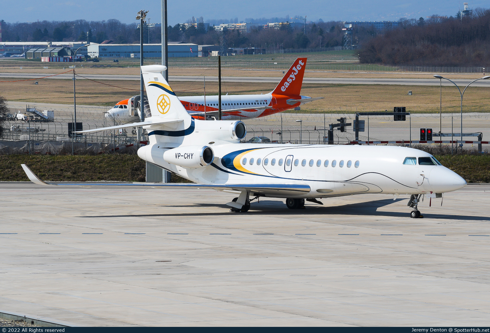 Photo of VP-CHY - Dassault Falcon 8X operated by Private