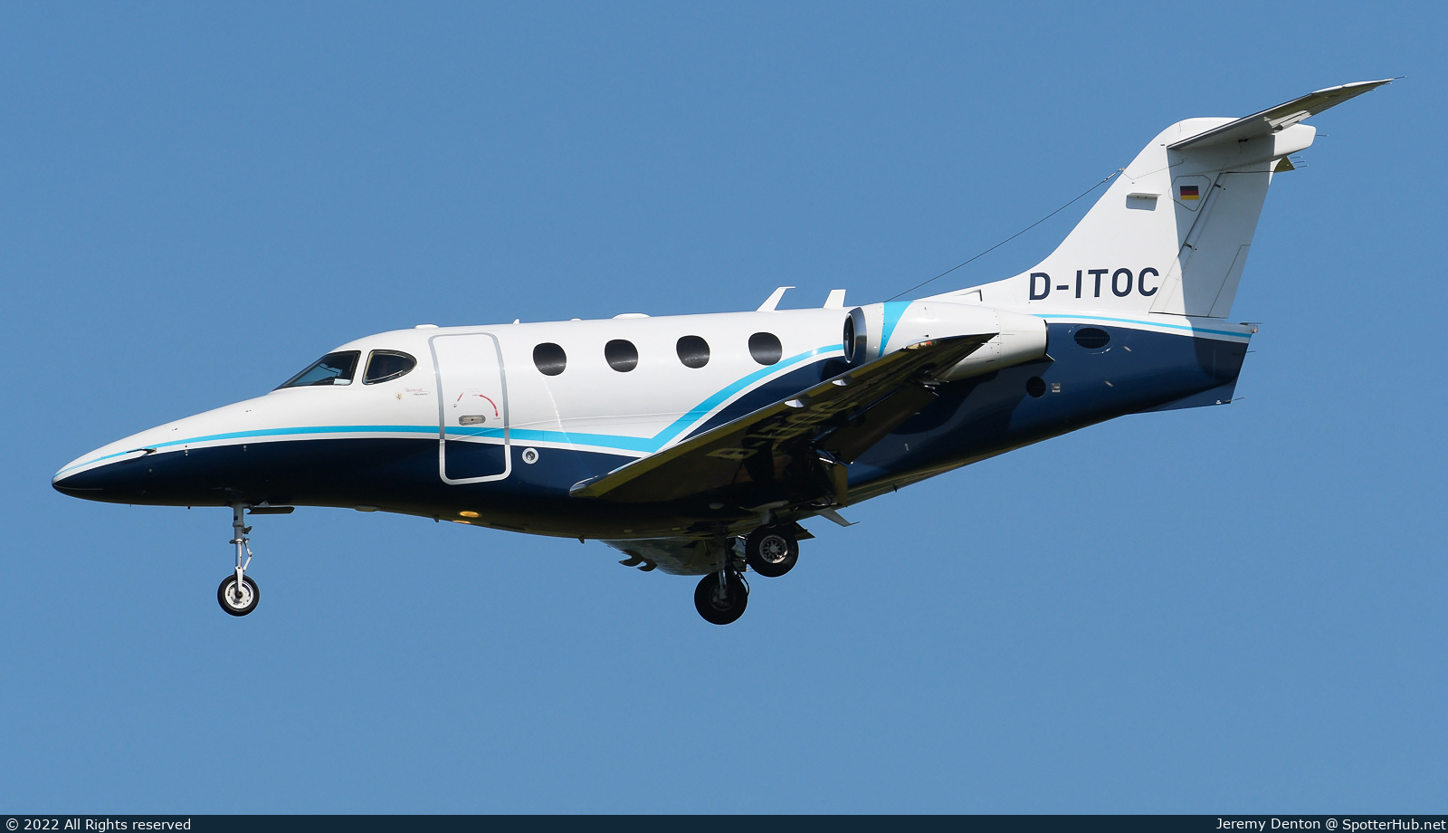 Photo of D-ITOC - Hawker Beechcraft 390 Premier IA operated by EXXAero International