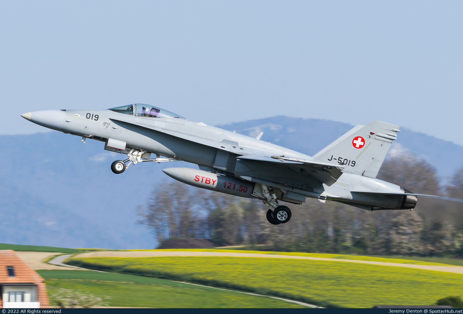 Photo of J-5019 - McDonnell Douglas F/A-18C Hornet operated by Swiss Air Force