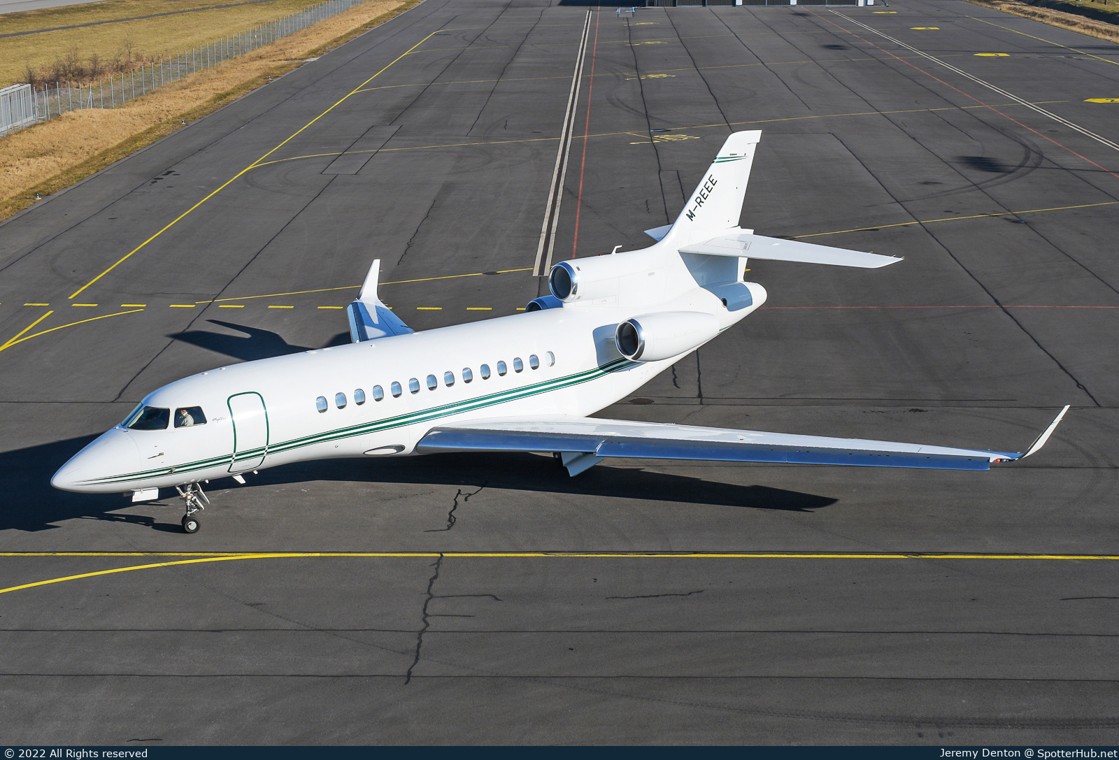 Photo of M-REEE - Dassault Falcon 7X operated by Private