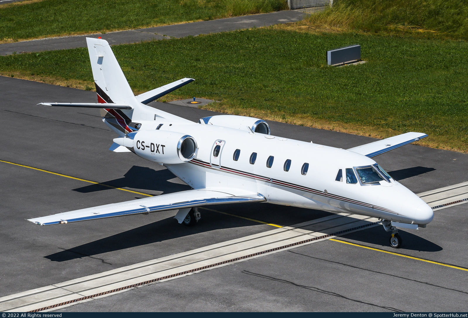 Photo of CS-DXT - Cessna 560XL Citation XLS operated by NetJets Europe