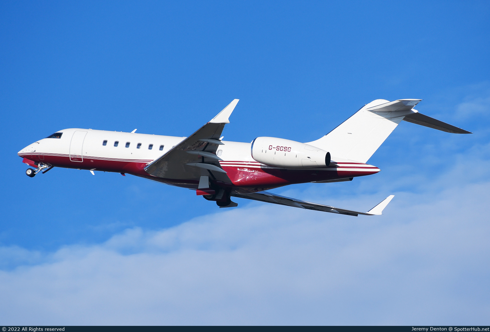 Photo of G-SGSG - Bombardier Global 5000 operated by TAG Aviation UK