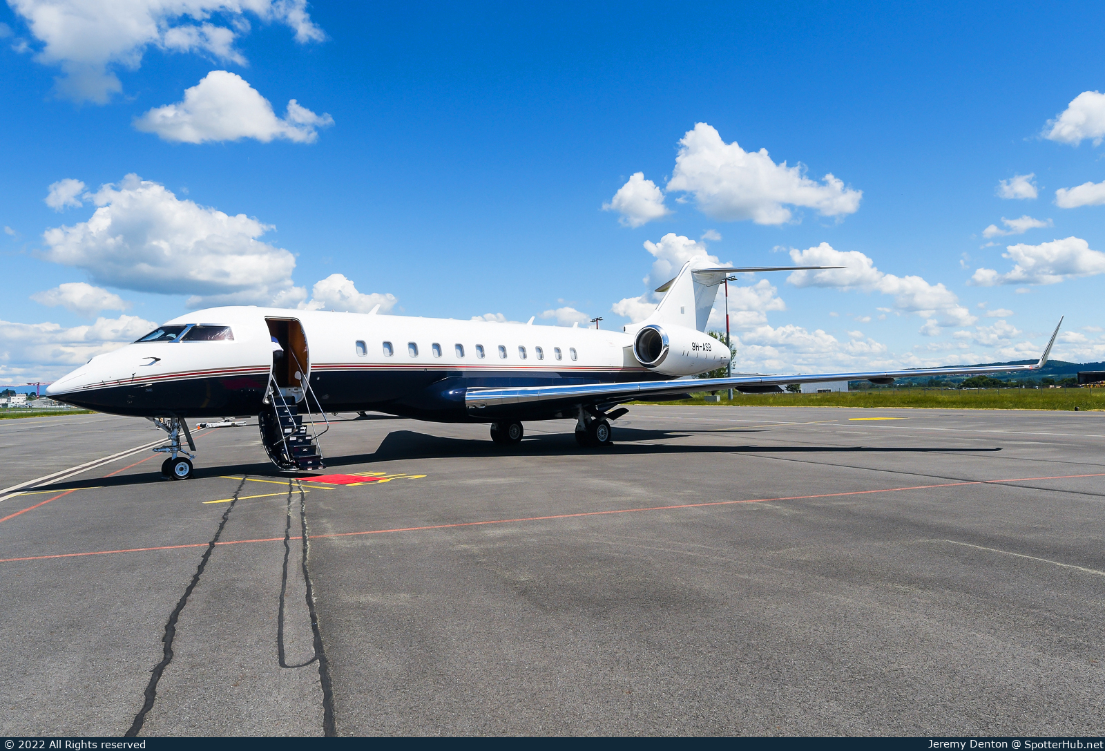 Photo of 9H-ASB - Bombardier Global 5000 operated by Hyperion Aviation