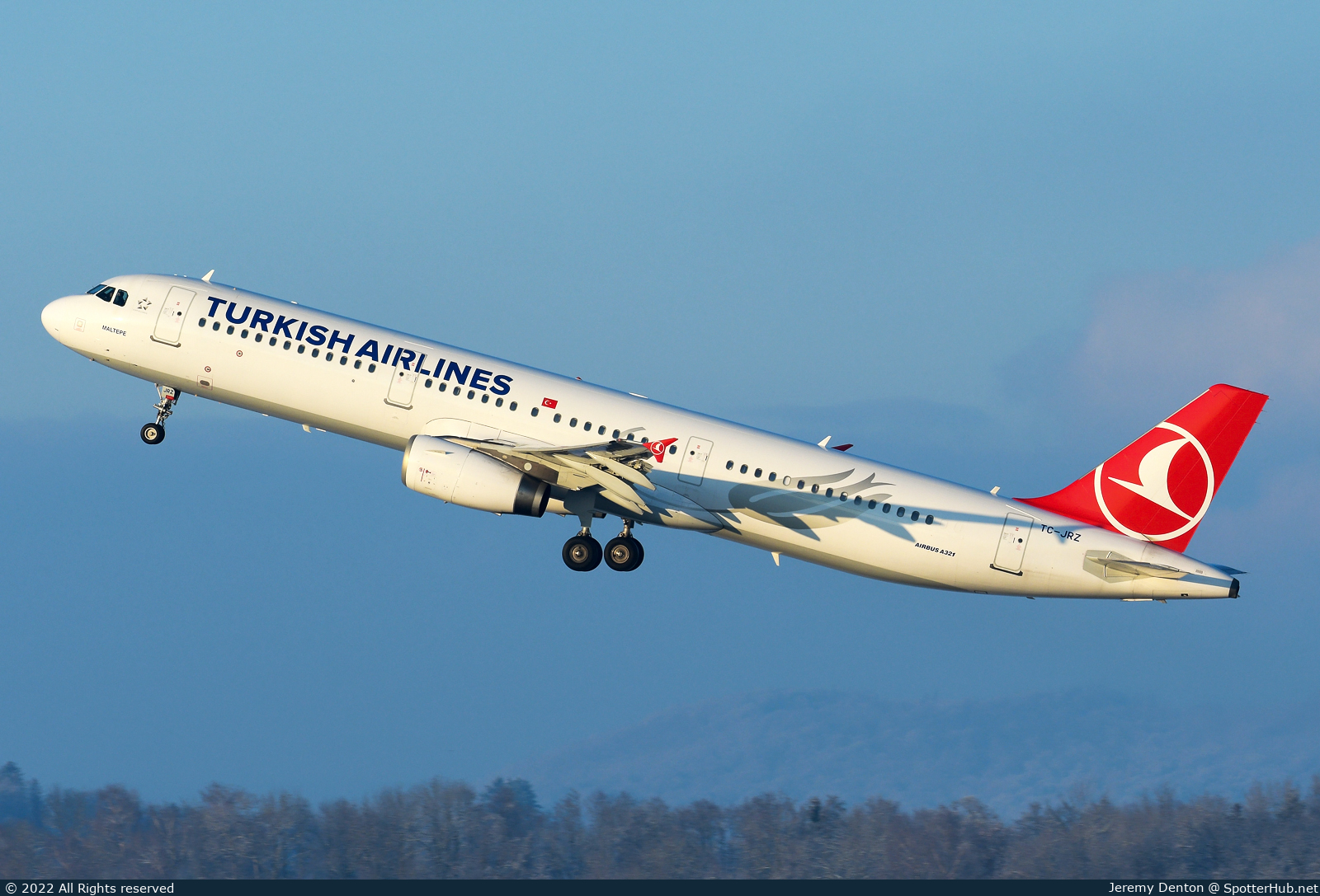 Photo of TC-JRZ - Airbus A321-231 operated by Turkish Airlines