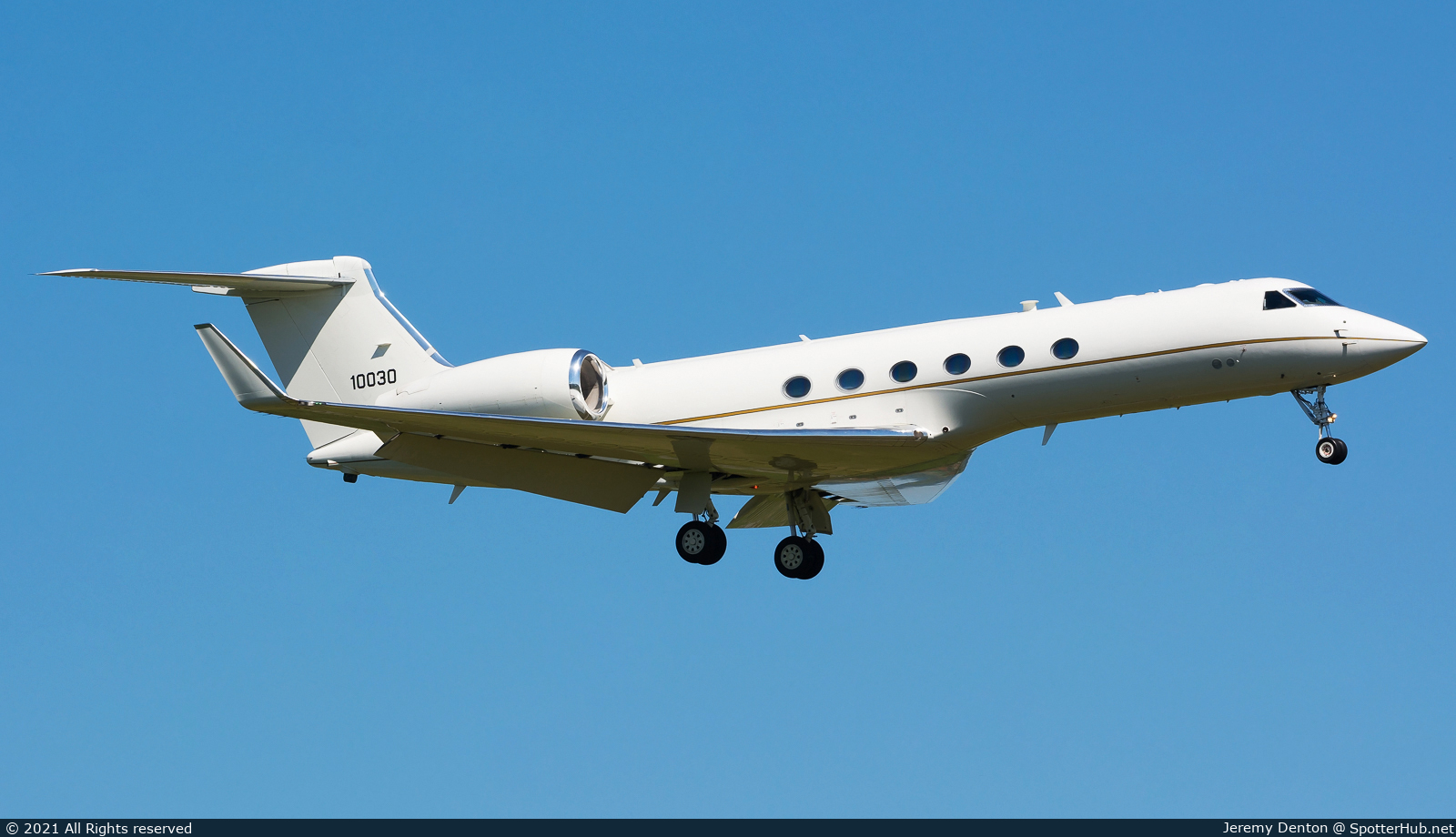 Photo of 01-0030 - Gulfstream C-37A operated by US Air Force