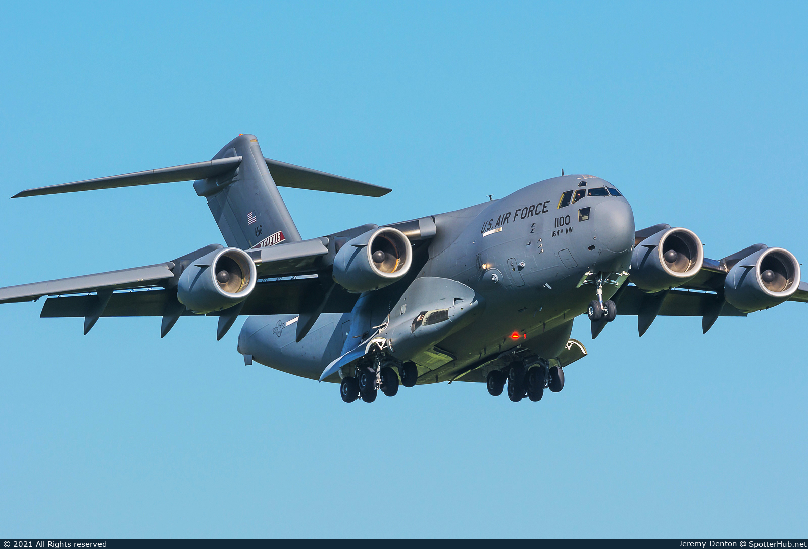 Photo of 02-1100 - Boeing C-17A Globemaster III operated by US Air Force