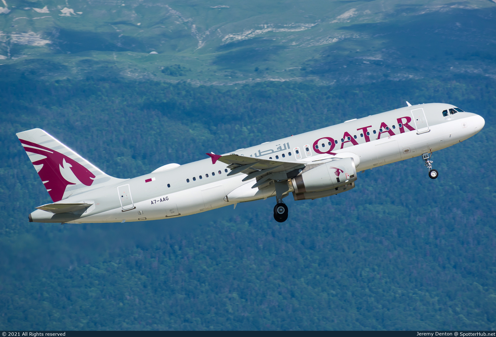 Photo of A7-AAG - Airbus A320-232 operated by Qatar Amiri Flight